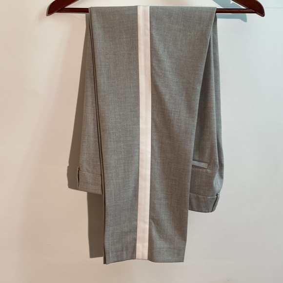 Tristan - Women’s cropped dress pants   Size 4 - Picture 2 of 11